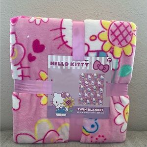 New Sanrio Hello Kitty Twin Plush Blanket 60”x90” Pink Hearts Flowers